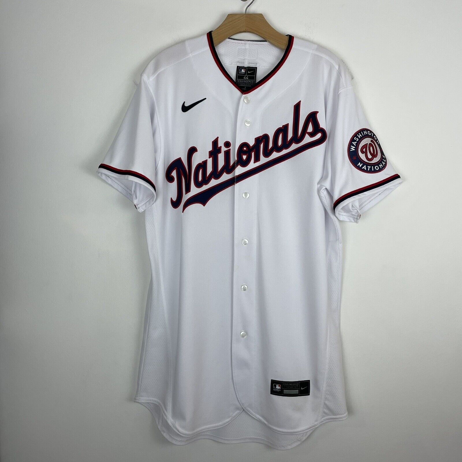 Washington Nationals Sean Doolittle Alternate Jersey - White photo review