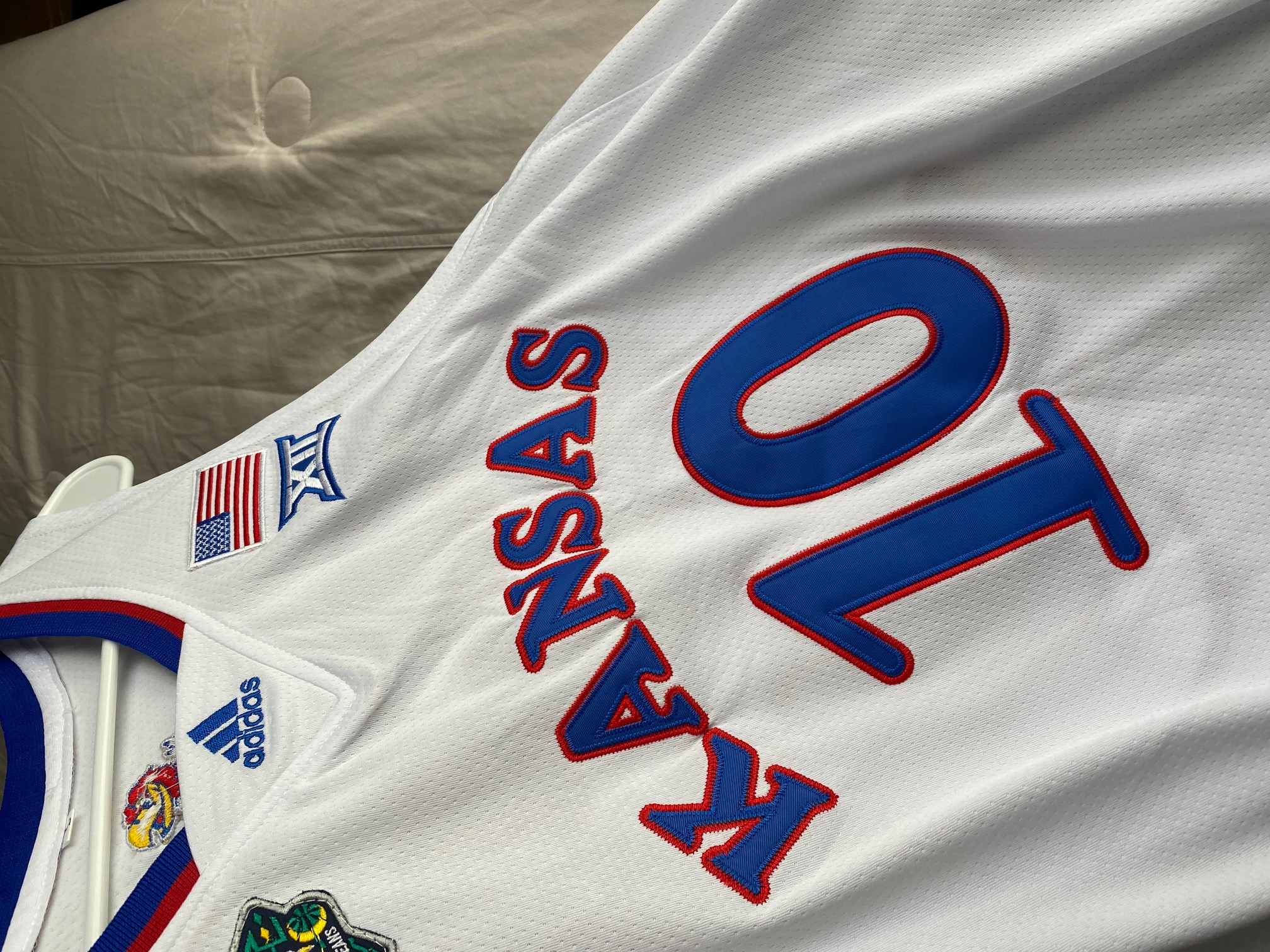 Kansas Jayhawks Jalen Wilson Jersey 2022 March Madness Final Four White Uniform photo review